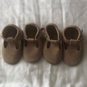 Gray size 5 baby Moccasins